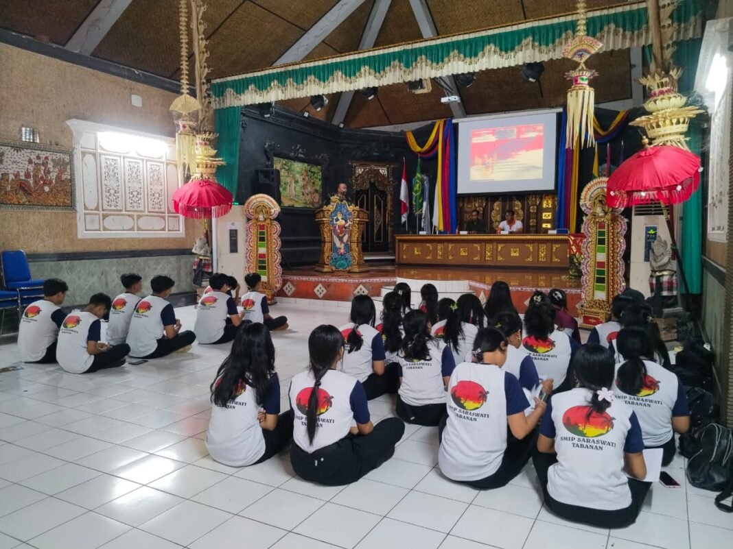 TNI Tingkatkan Karakter Generasi Muda melalui Pelantikan OSIS di Tabanan