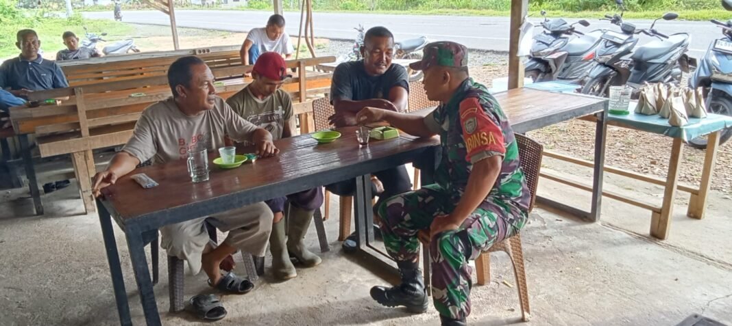 Babinsa Koramil 03/Setia Bakti Ajak Warga Tingkatkan Iman Jelang Ramadhan