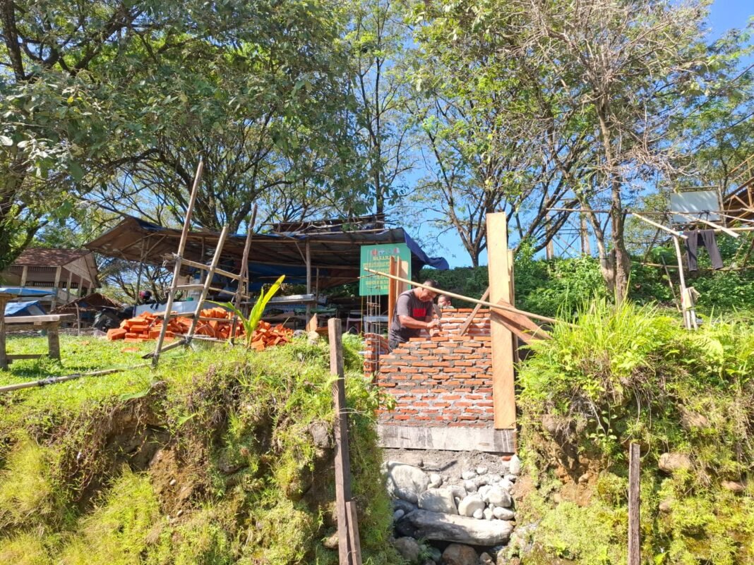 Satgas TMMD Bangun Bak Penampungan Air untuk Kebutuhan Warga