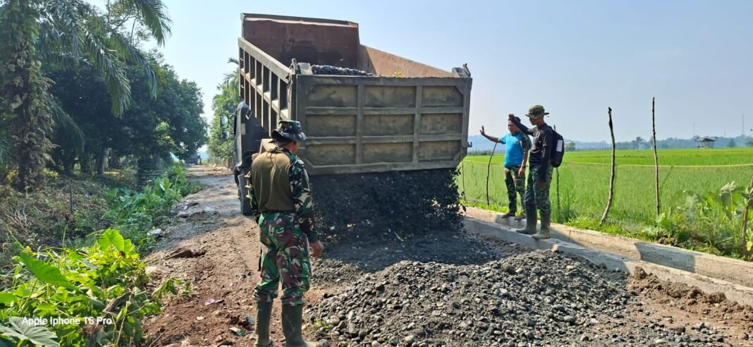 5,4 Km Jalan Jadi Investasi Masa Depan Desa