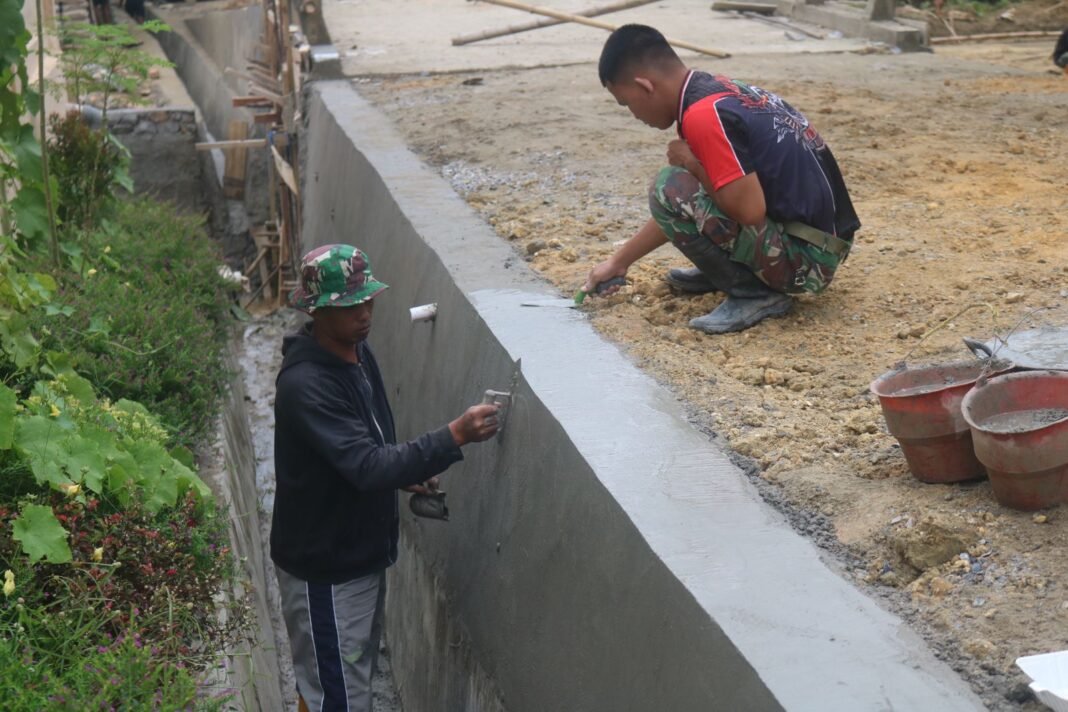 Dedikasi Satgas TMMD 127 dalam Mempercantik Drainase Kendari