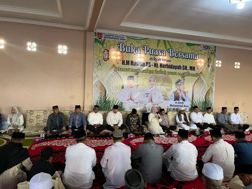 Momen Kebersamaan di Buka Puasa Bersama, Dandim 1014/Pbn Hadir di Rumah Bupati Kobar