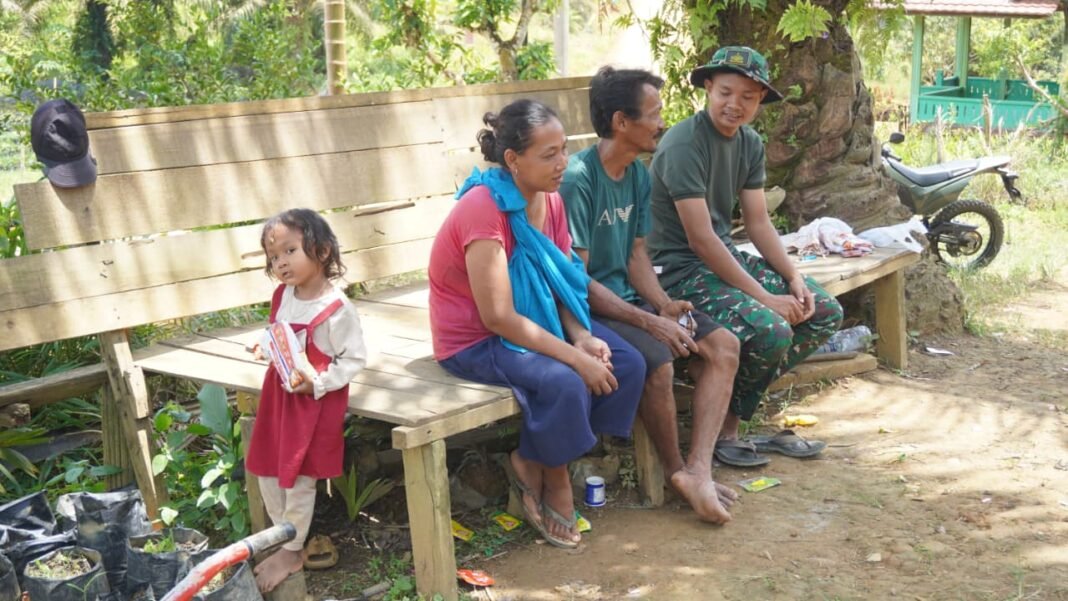 Satgas TMMD Gelar Komsos untuk Pererat Tali Persaudaraan TNI dan Masyarakat