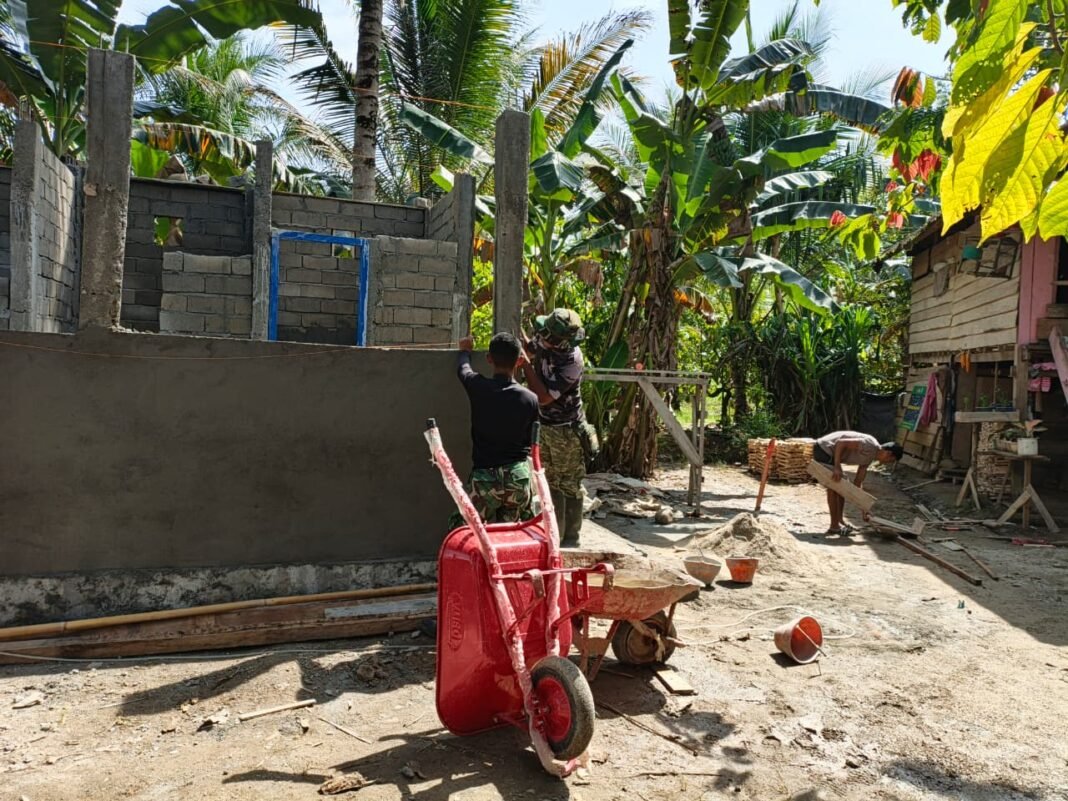 Kodim 1305/Buol Tolitoli Lanjutkan Pembangunan MCK di Desa Oyom
