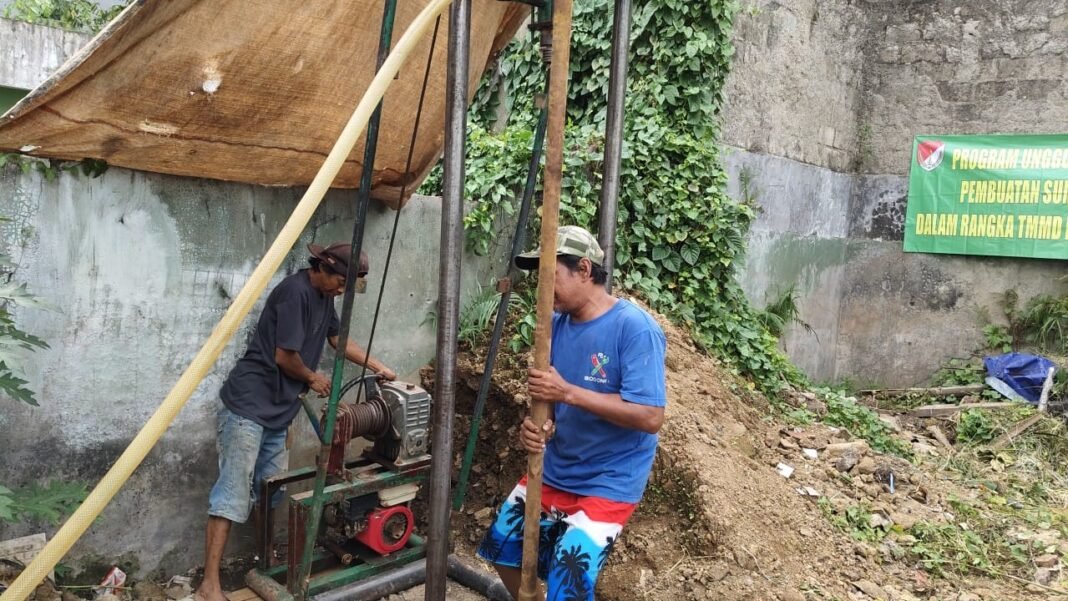 Satgas TMMD 0508/Depok Terus Lanjutkan Pengerjaan Fisik di Tengah Cuaca Mendung