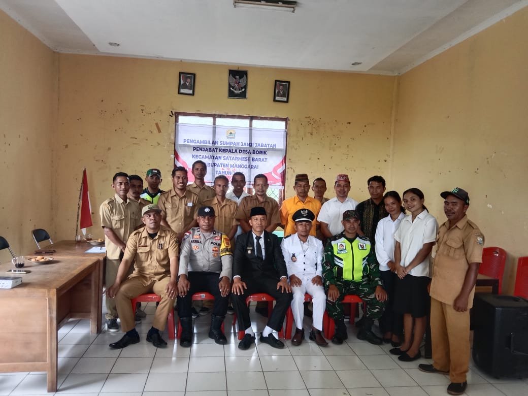 Pelantikan Penjabat Kepala Desa Borik Disaksikan Babinsa dan Forkopimcam Satar Mese Barat