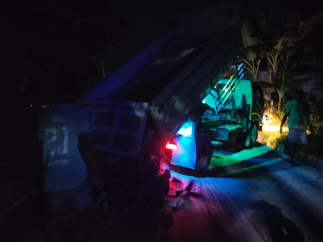 Pengiriman Material TMMD 127 di Kendari Berlanjut hingga Malam Hari