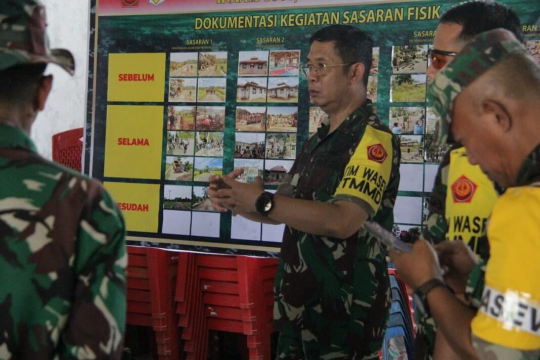 Kolonel Hadi Purwosubroto Tinjau Langsung Posko TMMD ke-127 di Desa Oyom