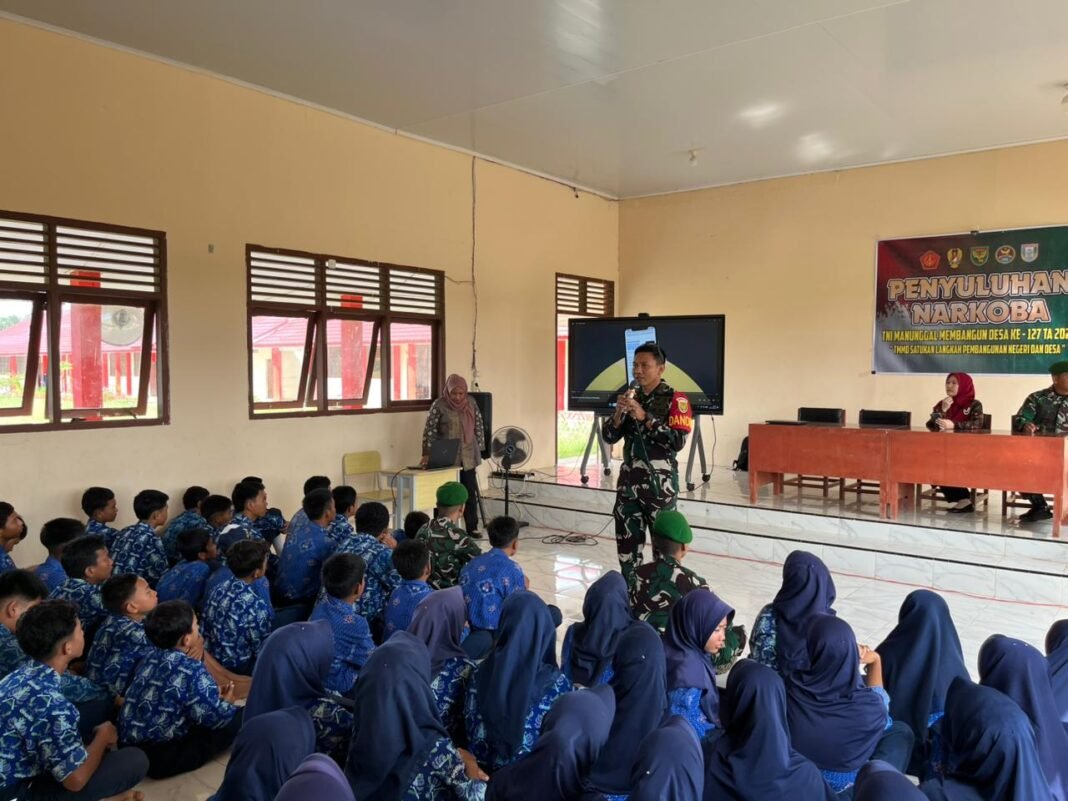 Penyuluhan Narkoba Oleh Satgas TMMD 127 Di SMPN 3 Pulau Rimau Disambut Positif