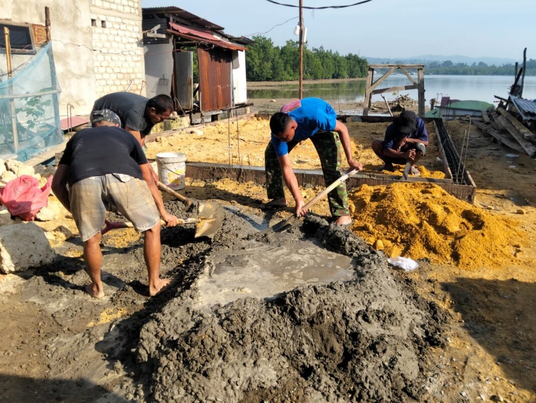 Kerjasama TNI dan Masyarakat Percepat Proyek RTLH di Nambo