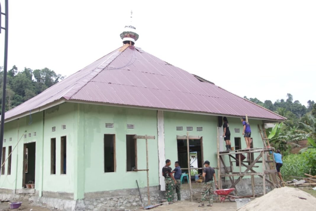 Satgas TMMD ke-127 Kodim 1305/Buol Tolitoli Percepat Pembangunan Masjid di Desa Oyom