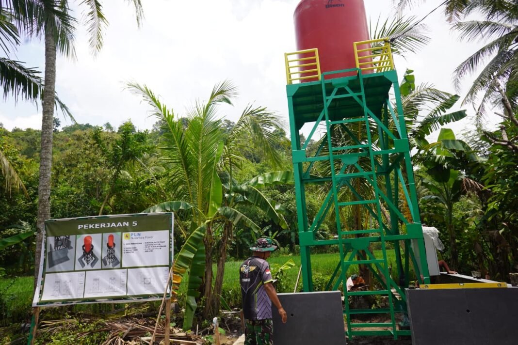 Pembangunan Sumur Bor TMMD di Kota Jawa Menyelesaikan Tahap Akhir Pemasangan
