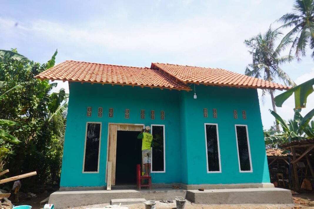 Rumah Impian Keluarga Yusmawati dan Bpk Heri Rampung Melalui TMMD ke-127