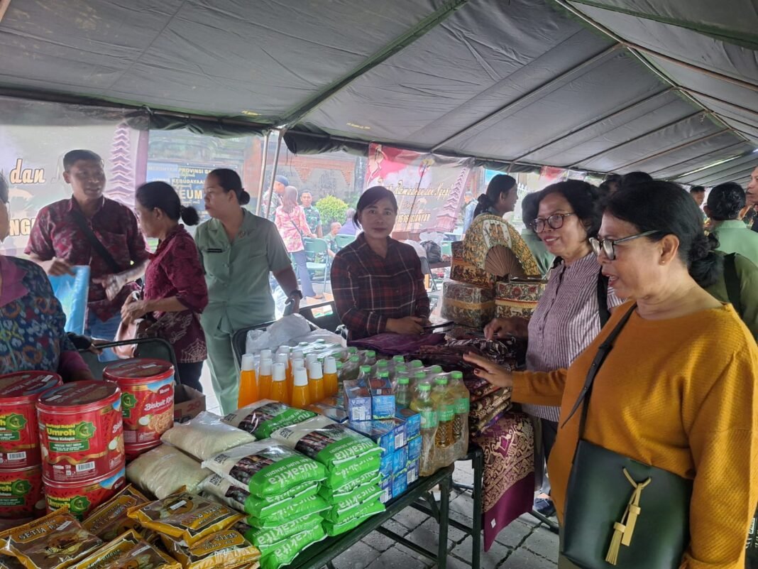 Bazar Ramadhan Kodam IX/Udayana: Dandim Klungkung Tegaskan Kepedulian TNI Menjelang Idul Fitri