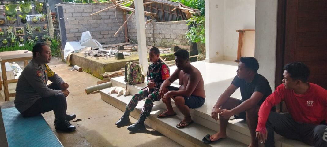 Babinsa dan Bhabinkamtibmas Gelar Anjangsana Jelang Nyepi di Desa Susut