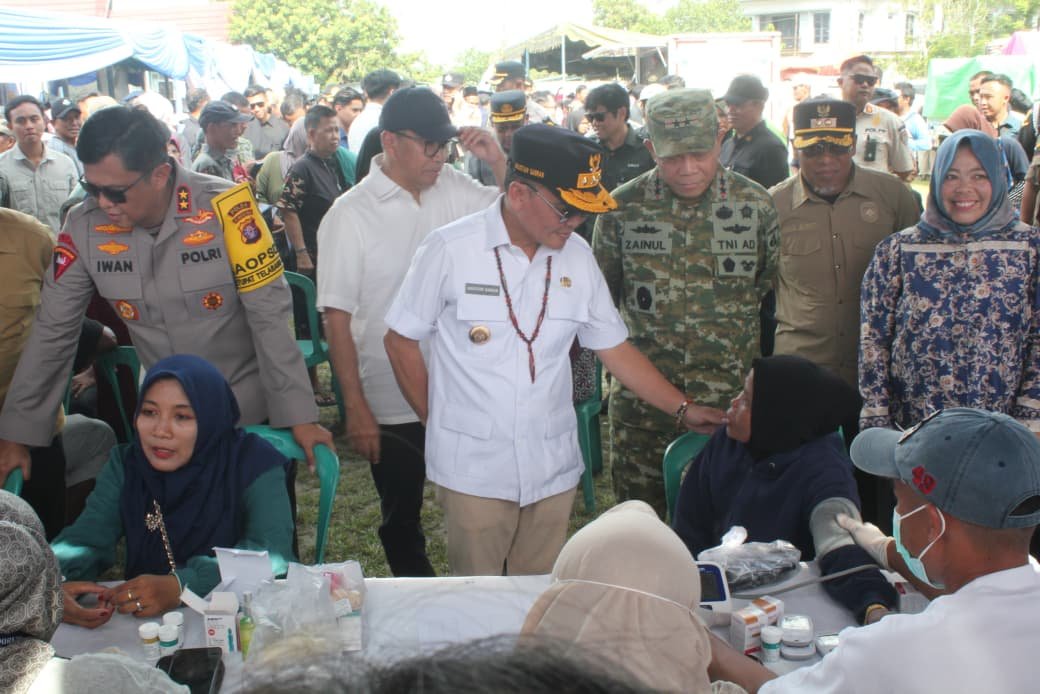 Pangdam TNI Zainul Arifin Dukung Program Pangan Nasional di Pasar Murah Kobar