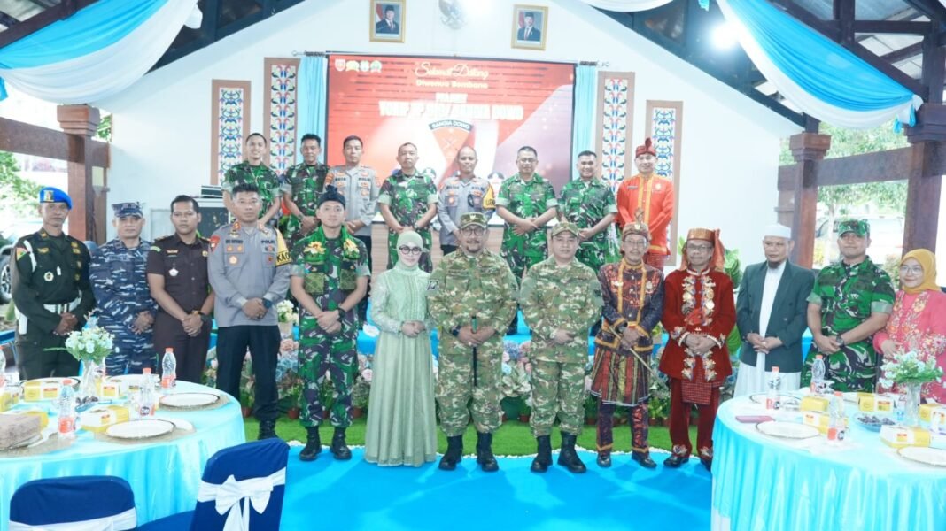 Bupati Bombana Menyambut Kedatangan 517 Prajurit Yonif TP 919/Sangia Dowo