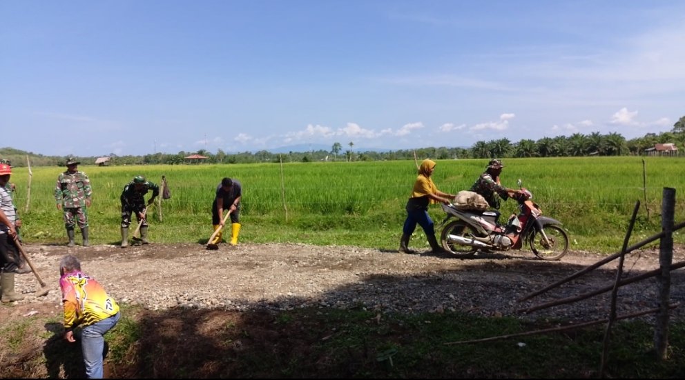 TMMD Ke-127 Kodim 0105/Abar, Ketika Lelah Tak Menghalangi Kepedulian