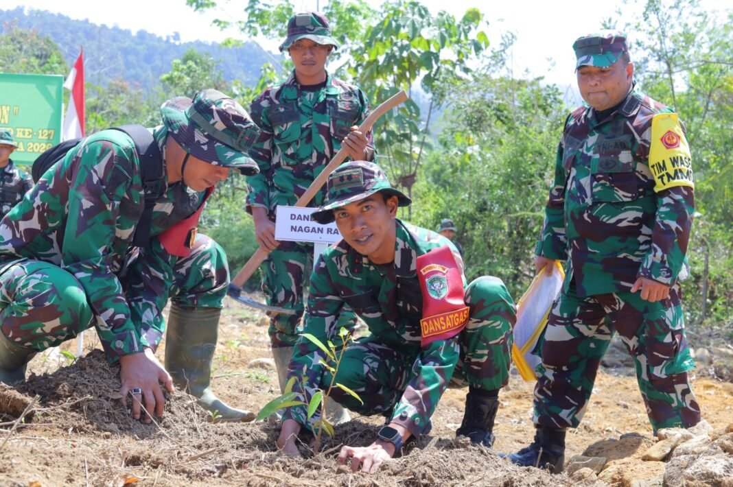 Aksi Hijau Satgas TMMD Bersama Tim Wasev