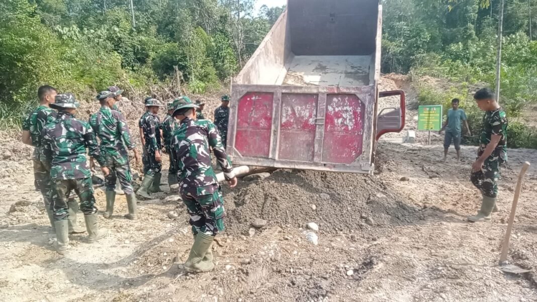 Tanah Labil Ujong Blang Uji Semangat Satgas TMMD Kodim 0116/Nagan Raya