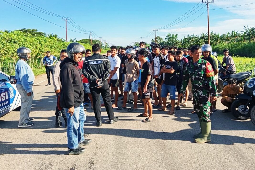 TNI–Polri Tertibkan Balap Liar di Jalan Poros Kampung Hidup Baru
