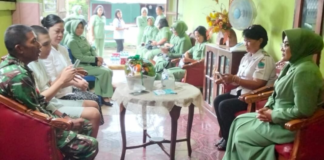 Ketua Persit KCK Daerah XIII/Merdeka Lely Mirza Agus Gelar Anjangsana di Minahasa Utara