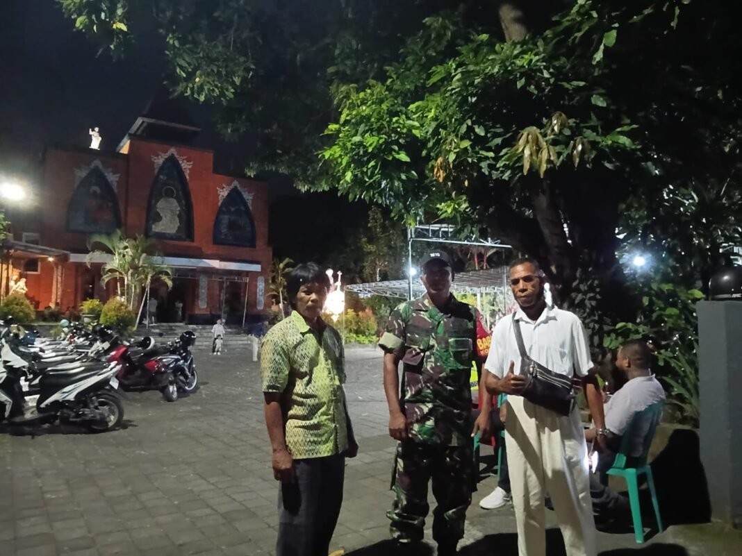 Ibadah Sabtu Vigili Paskah di Semarapura Tengah Dihadirkan dengan Pengamanan Babinsa