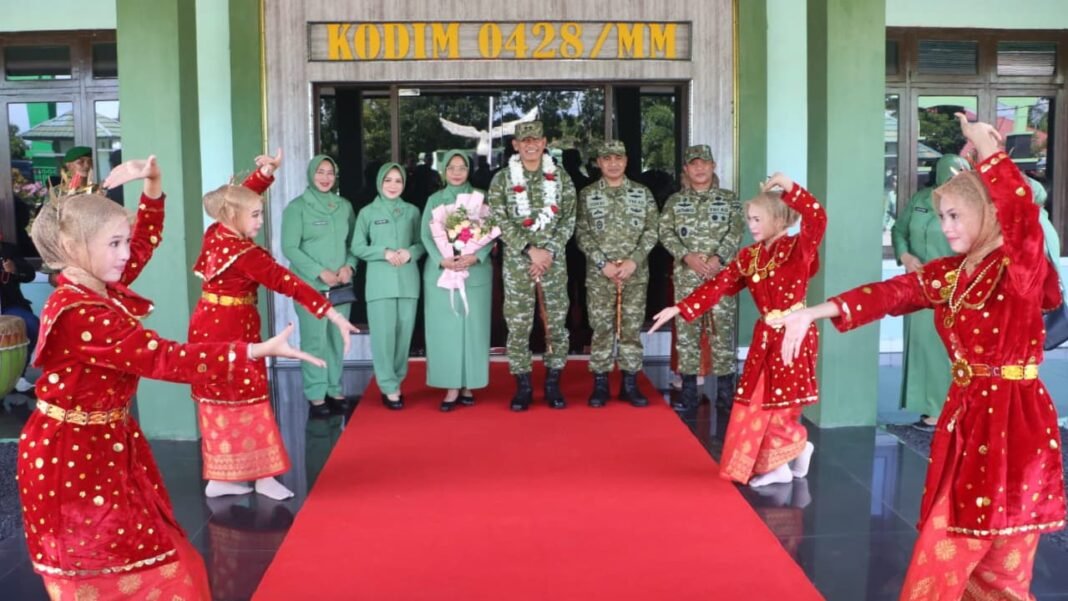 Pangdam XXI/Radin Inten Tinjau Pembangunan di Kodim 0428/Mukomuko