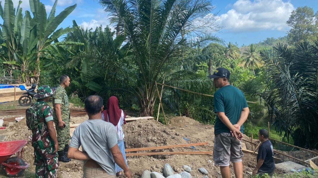 Letkol Angga Anugrah Pastikan Pembangunan Jembatan Gantung Tepat Waktu