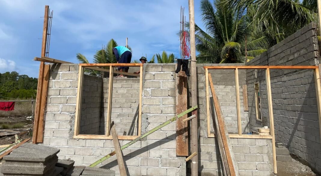 Rumah Impian Yasin Dunggio Mulai Berdiri Kokoh, Satgas TMMD Fokus Jaga Kualitas Bangunan