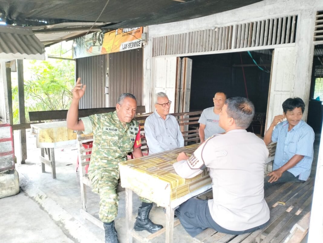 Aparat TNI-Polri Tingkatkan Kedekatan dengan Warga Desa Pinem Demi Stabilitas Keamanan Lingkungan