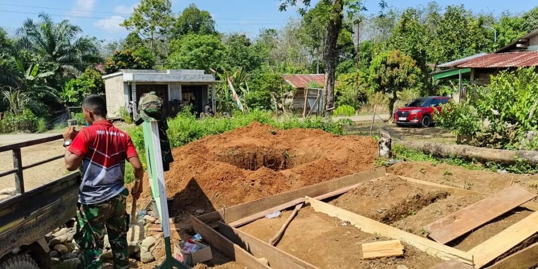 Satgas TMMD 128 Terus Berkomitmen Pembangunan MCK di Lahat