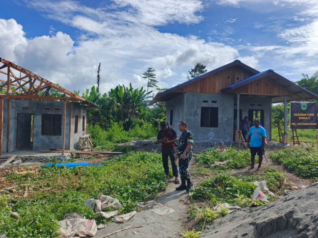Semangat Gotong Royong Tampak dalam Pembangunan RTLH Kodim 1801/Manokwari