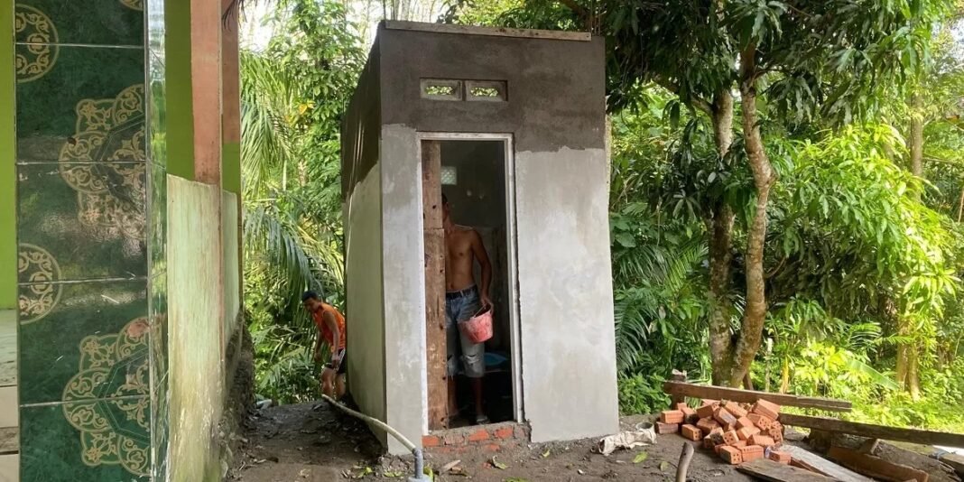 Pembangunan MCK Desa Lubuk Tampang Menuju Akhir