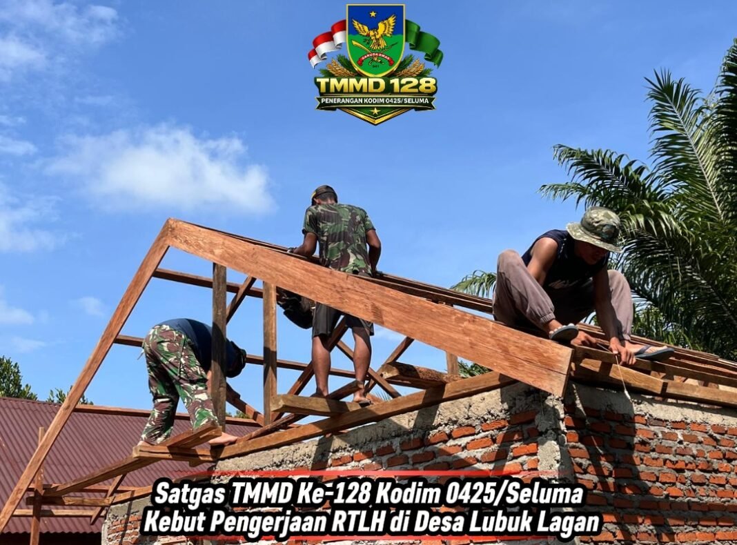 Pembangunan RTLH di Desa Lubuk Lagan oleh TMMD Ke-128 Masuki Tahap Kuda-Kuda