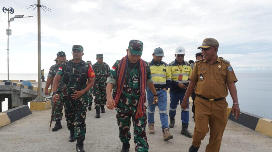 Danrem 151/Binaiya: Kunjungi Pos Pamputer di Pulau Wetar