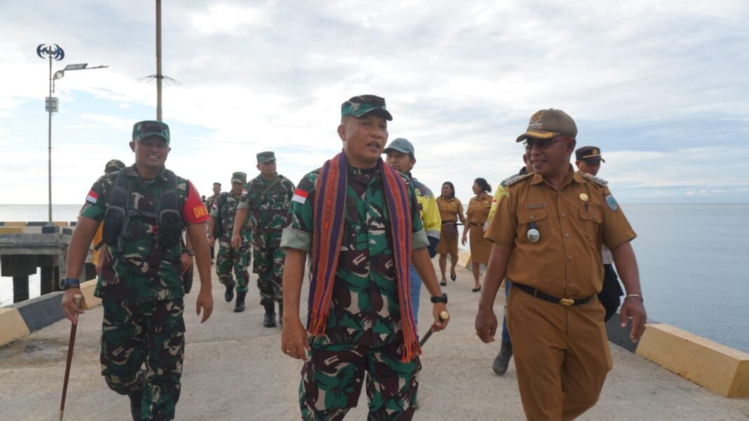 Kunjungan Danrem 151/Binaiya ke Pulau Wetar