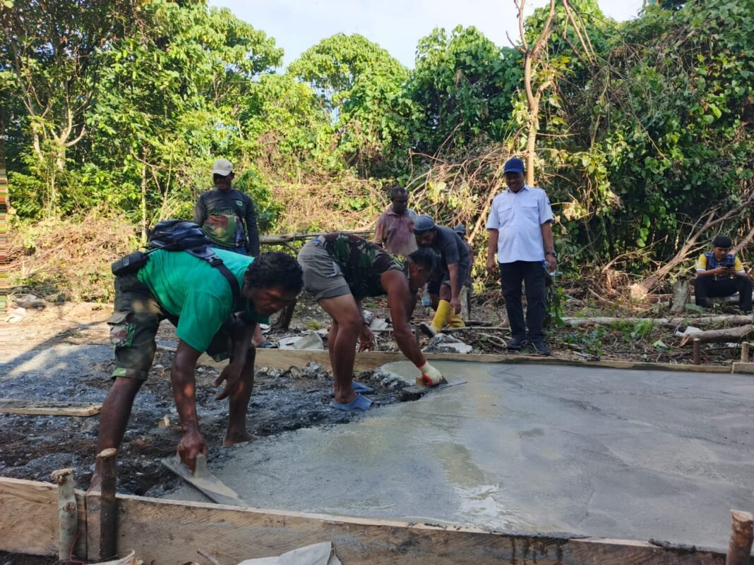 Pemerintah Manokwari Tinjau Kegiatan TMMD Ke-128 di Tanah Rubuh