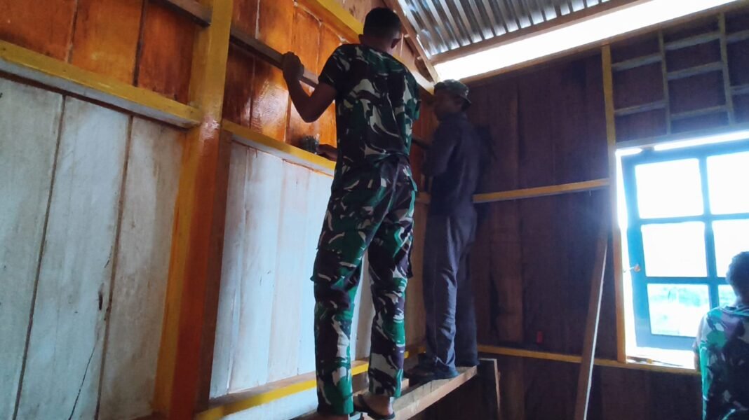 Kegiatan Gotong Royong Satgas TMMD dalam Pembangunan Gereja Santo Klemens