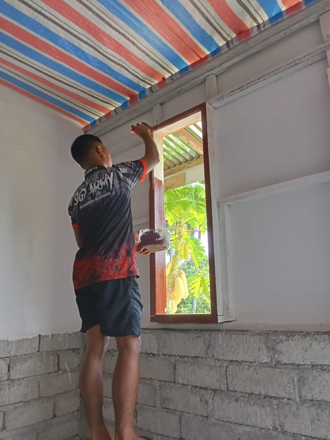 Finishing Pembangunan Rumah Aris Munandar dalam TMMD ke-128