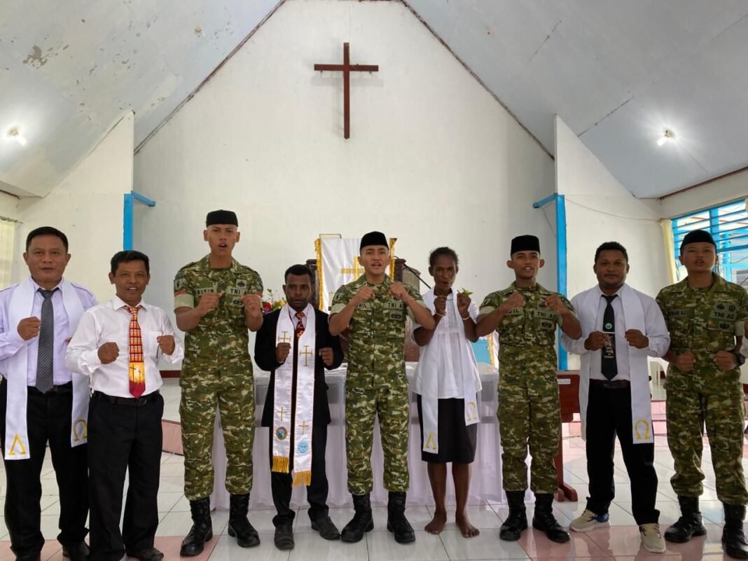 Kasih Minggu Prajurit Yonif TP 859/RBK di Gereja GKI Imanuel Masram