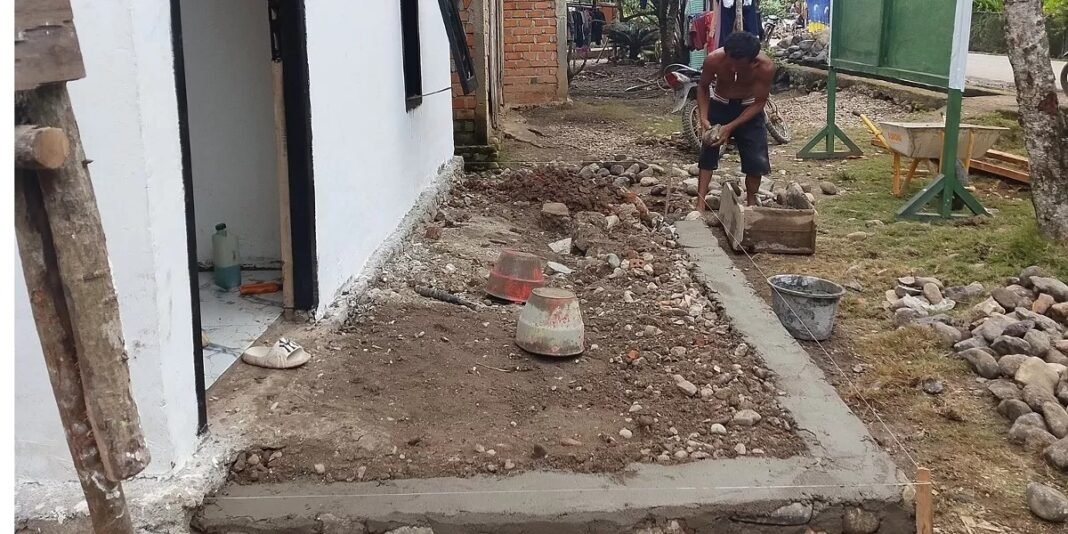 Proyek RTLH Pak Devi Di Desa Lubuk Tampang Dimulai