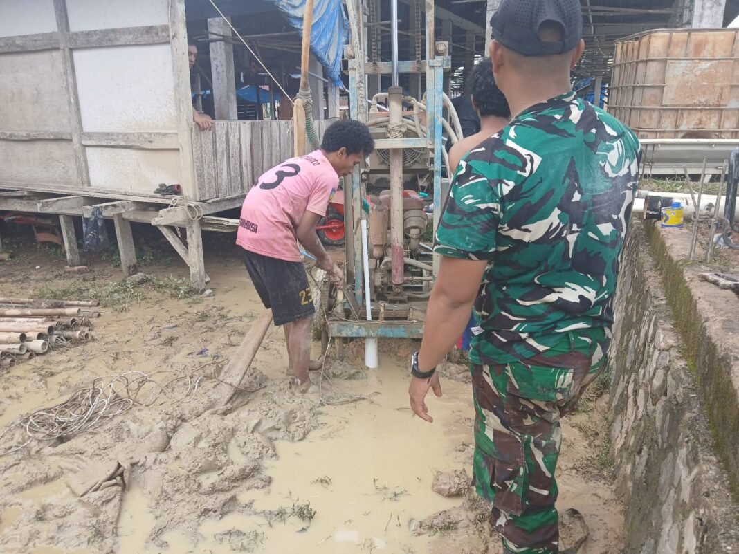 Kolaborasi Satgas TMMD dan Masyarakat dalam Membangun Sumur Bor di Konawe Utara