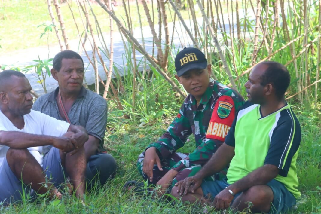 Kegiatan Komsos Satgas TMMD, Mendengar Suara Warga Kampung Tanah Rubuh