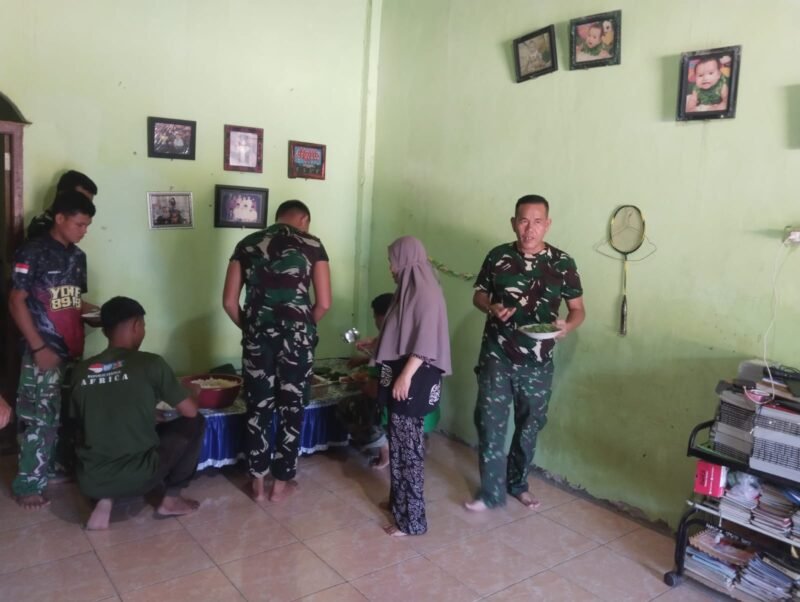 Pentingnya Kebersamaan dalam TMMD melalui Makan Siang