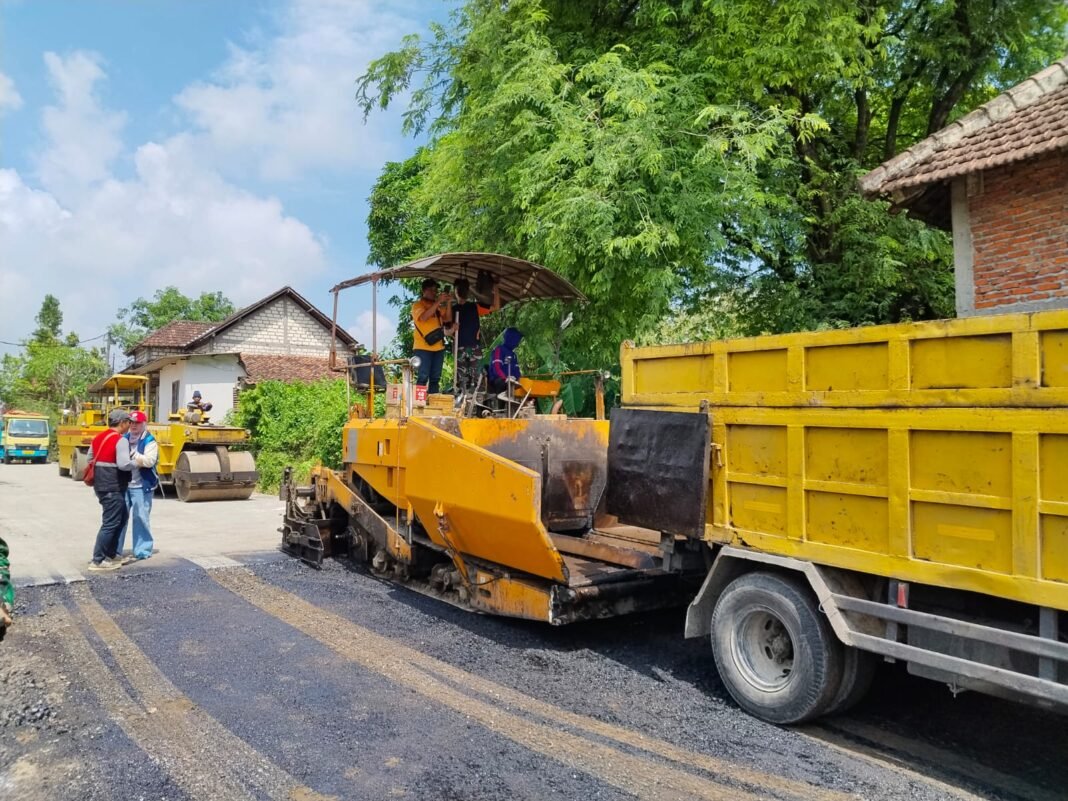 Infrastruktur Baru Desa Slempit: TNI dan Warga Sukses Sulap Akses Jalan Menjadi Mulus