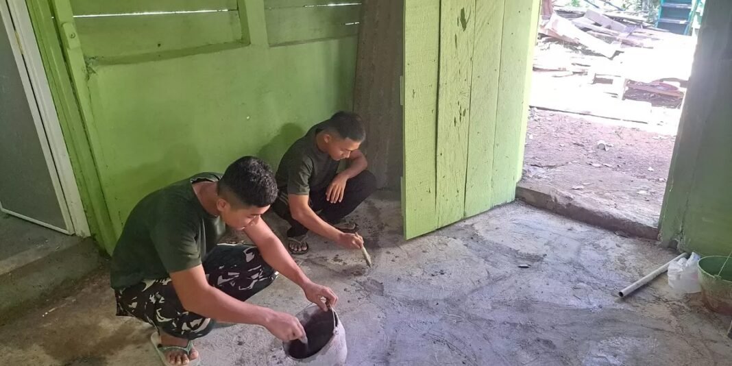 Satgas TMMD ke-128: Memperbaiki Kerusakan untuk Kekuatan Bangunan