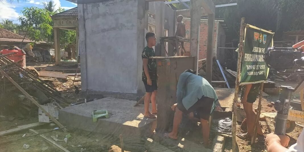 Satgas TMMD dan Warga Kompak Rampungkan Tempat Air Bersih MCK