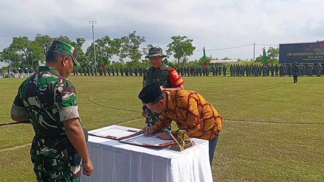 Bupati Gresik Beri Apresiasi Tinggi atas Keberhasilan TMMD Ke-128 di Desa Slempit