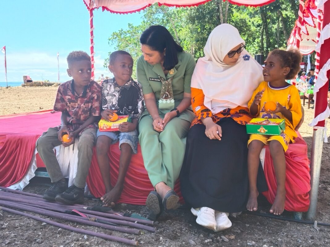 Kegiatan Interaktif Bersama Anak-Anak di TMMD Ke-128